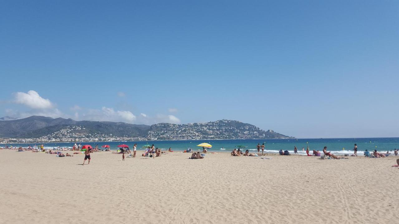 Studios Superior Isla De Rosas -Tramuntana42 Εξωτερικό φωτογραφία