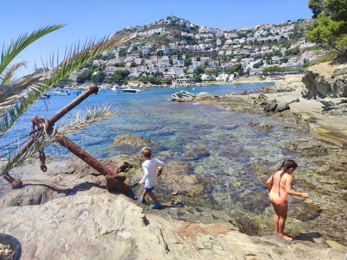 Studios Superior Isla De Rosas -Tramuntana42 Εξωτερικό φωτογραφία